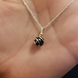 Vantel Pearls necklace